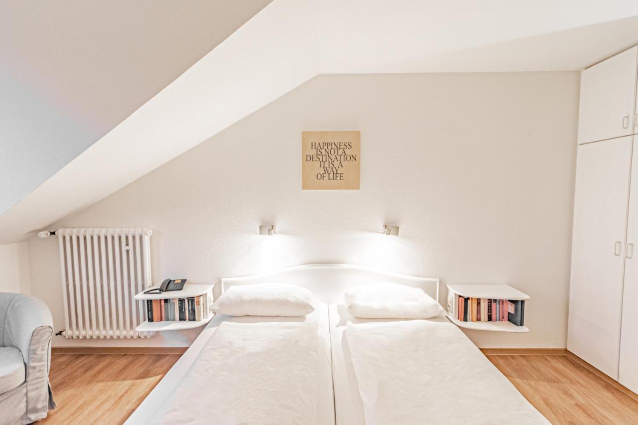 Weinhotel Ayler Kupp Exteriör bild