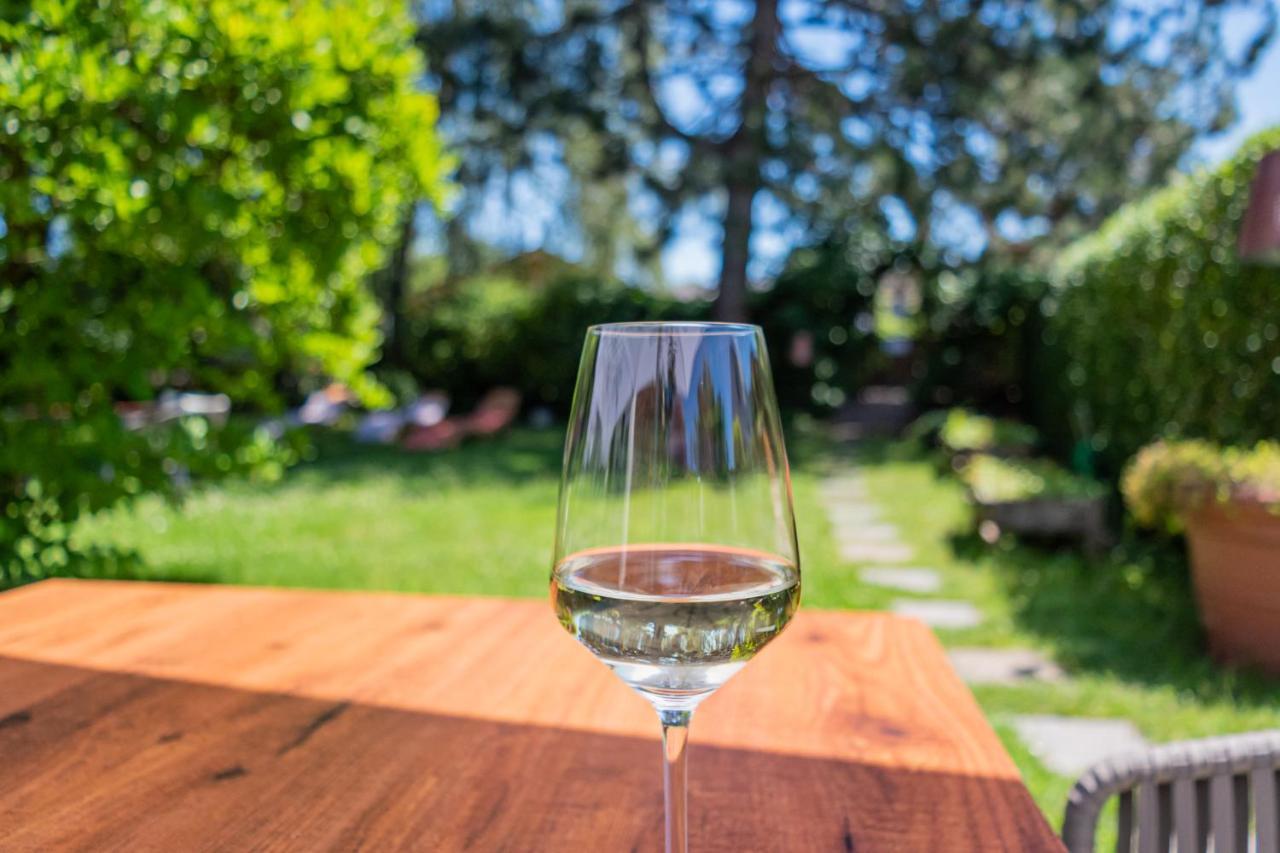 Weinhotel Ayler Kupp Exteriör bild