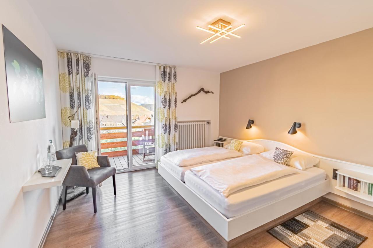 Weinhotel Ayler Kupp Exteriör bild