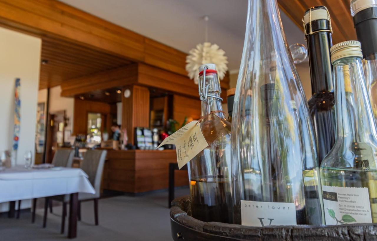 Weinhotel Ayler Kupp Exteriör bild