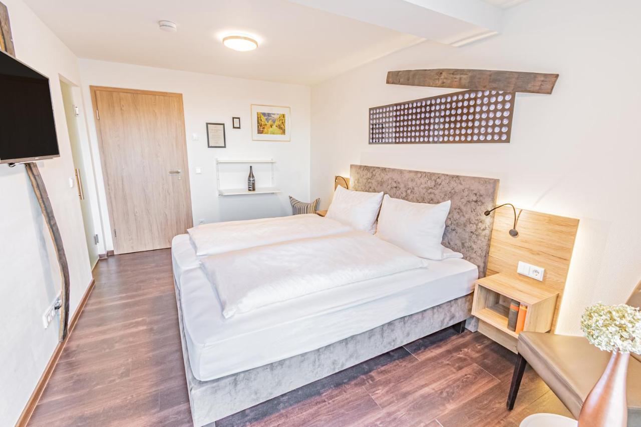 Weinhotel Ayler Kupp Exteriör bild