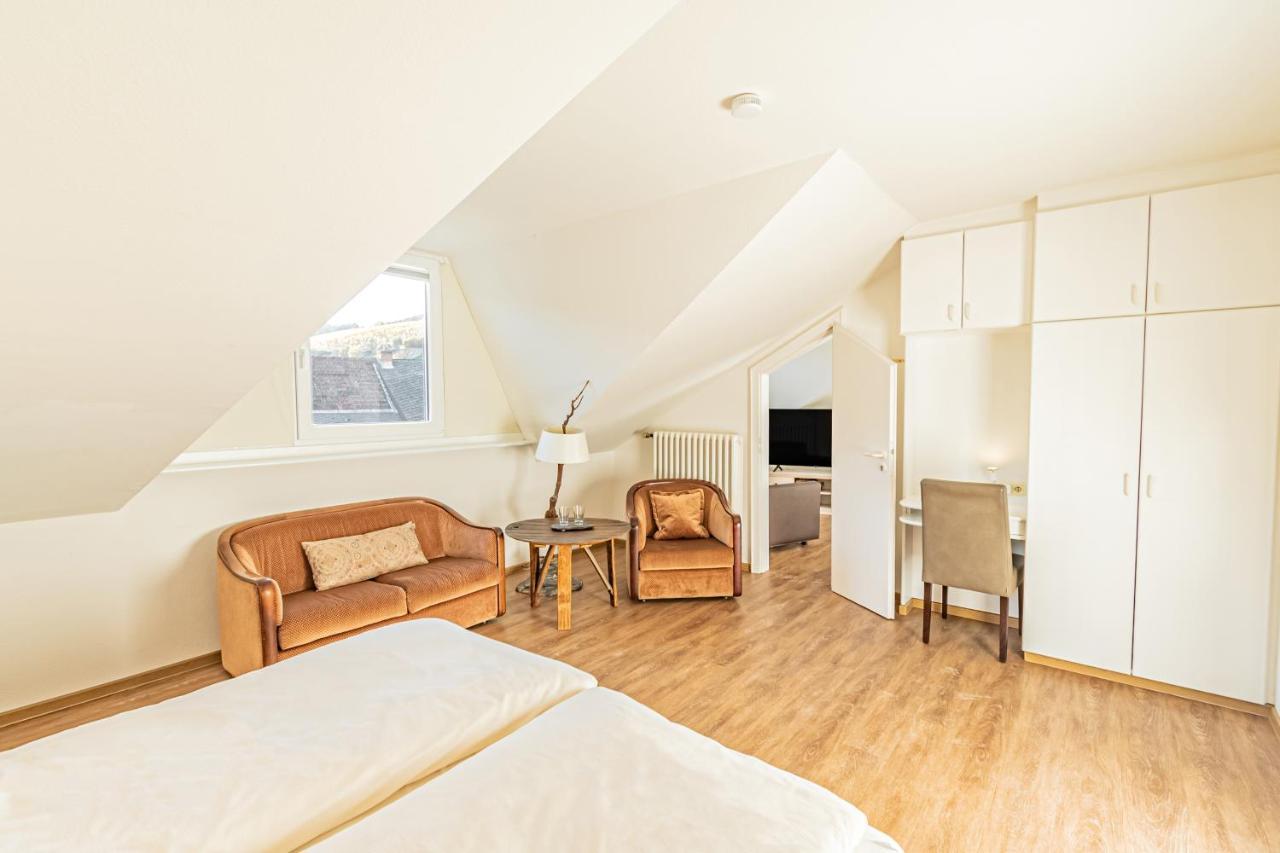Weinhotel Ayler Kupp Exteriör bild
