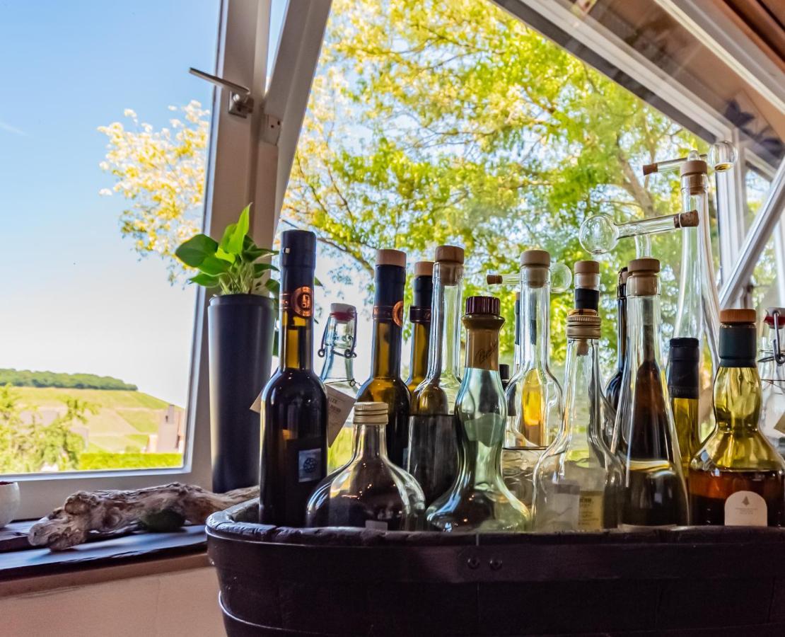 Weinhotel Ayler Kupp Exteriör bild