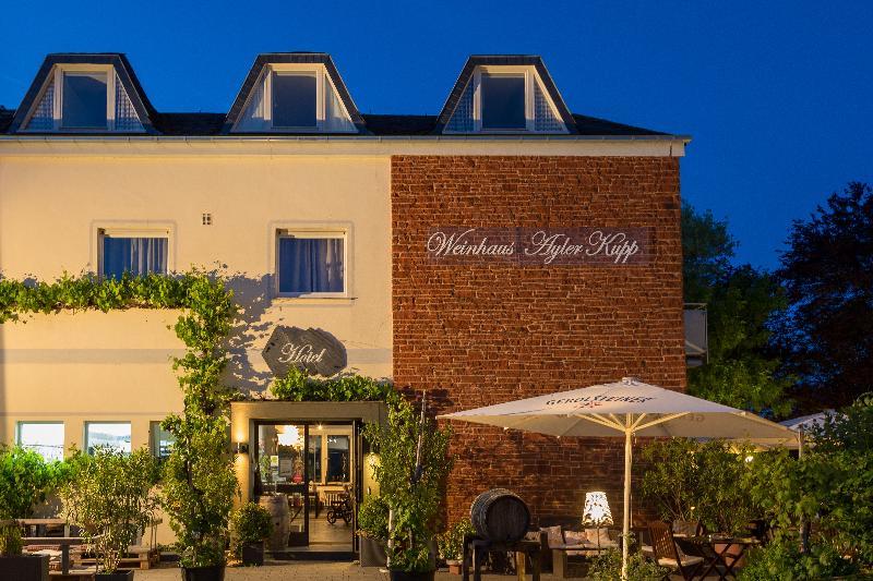 Weinhotel Ayler Kupp Exteriör bild