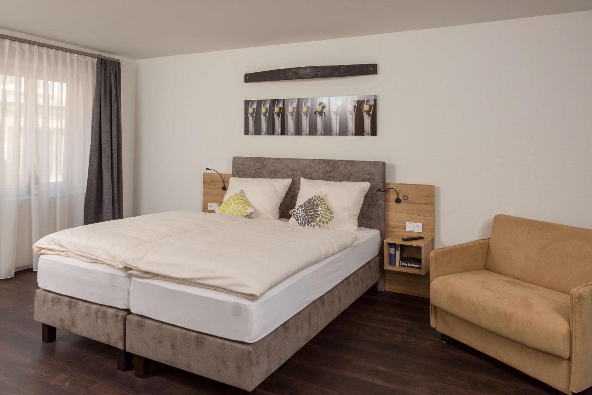 Weinhotel Ayler Kupp Rum bild