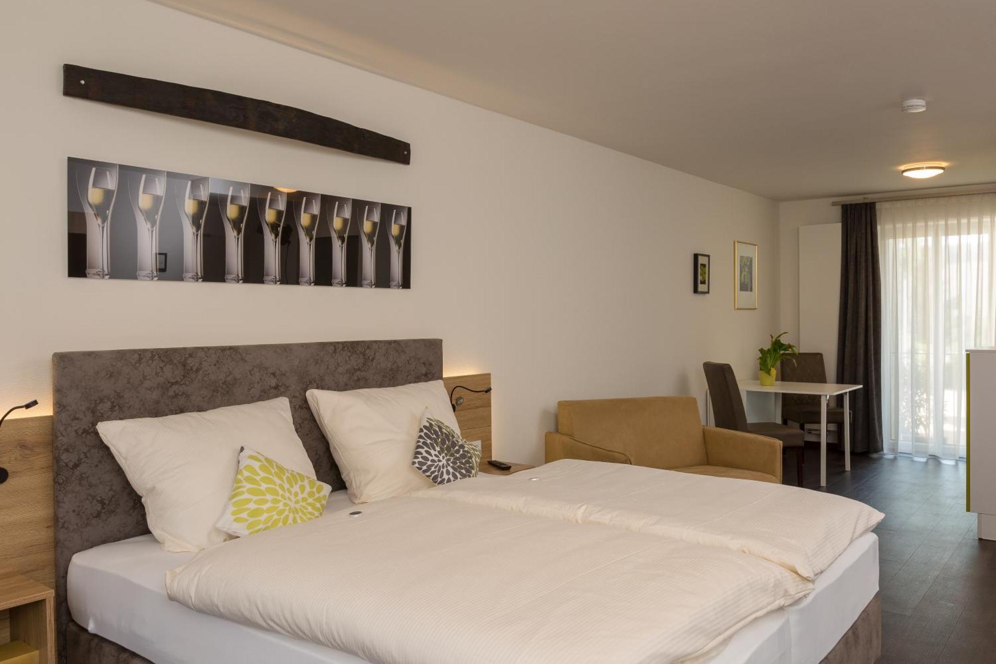 Weinhotel Ayler Kupp Rum bild