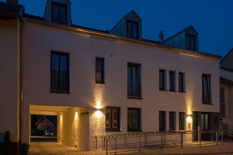 Weinhotel Ayler Kupp Exteriör bild