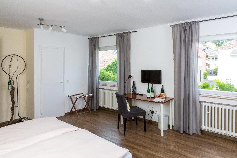 Weinhotel Ayler Kupp Exteriör bild